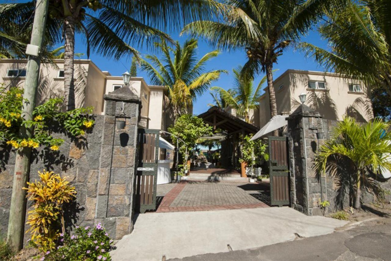 Here Paradise Hotel Блу-Бэй Экстерьер фото